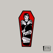 Cargar imagen en el visor de la galería, Misfits - Horror Business Pin Metálico

